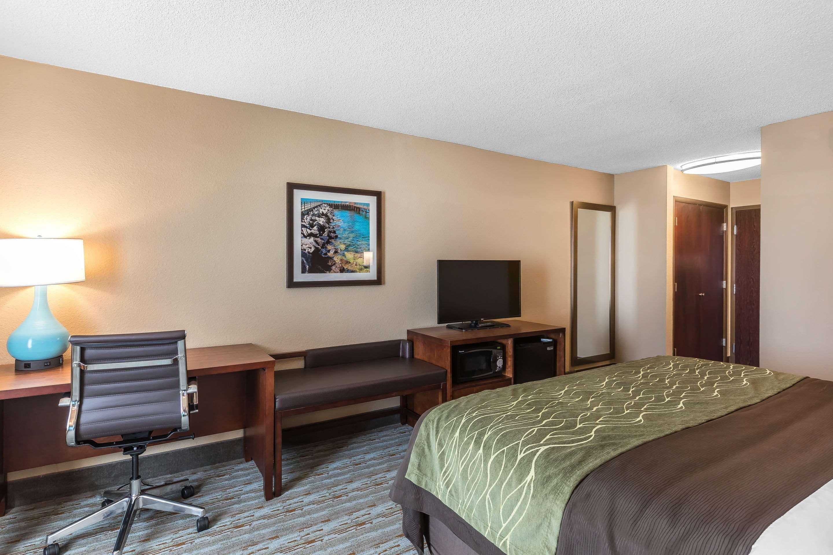 Comfort Inn Bay City - Riverfront Extérieur photo
