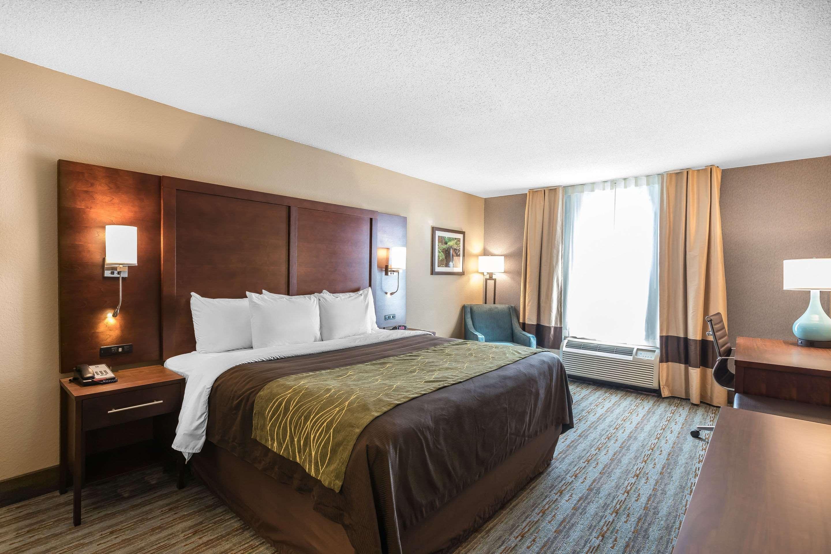 Comfort Inn Bay City - Riverfront Extérieur photo