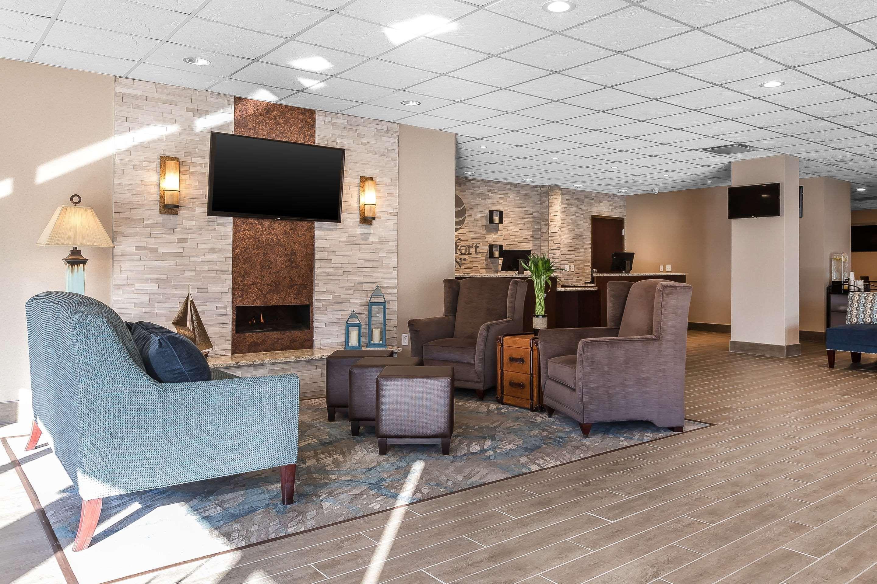 Comfort Inn Bay City - Riverfront Extérieur photo