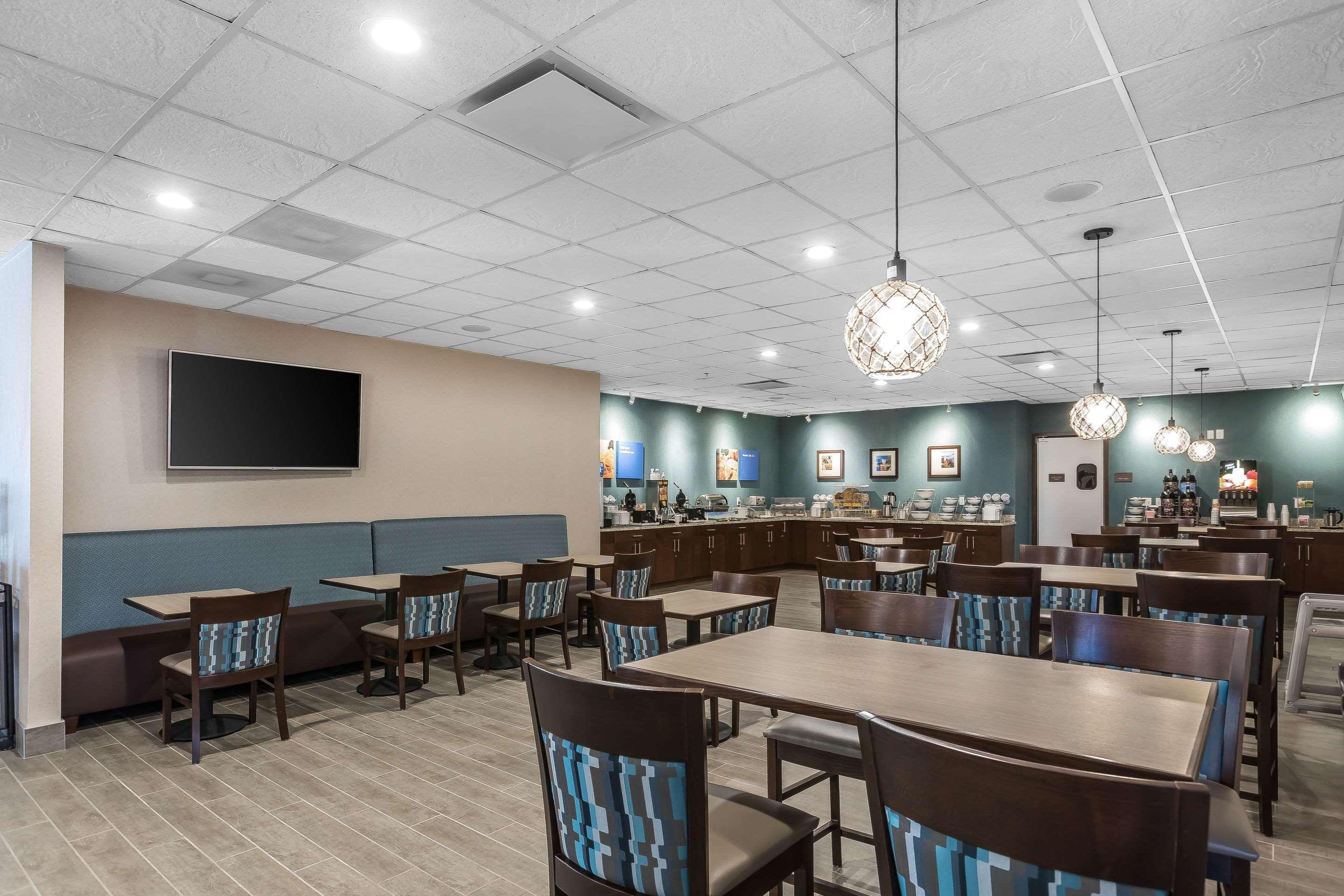 Comfort Inn Bay City - Riverfront Extérieur photo